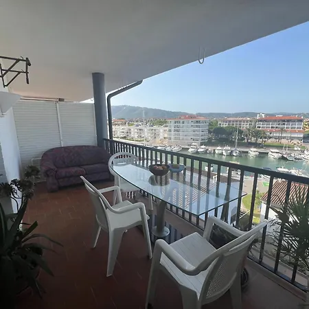 En Puerto Con Terraza Y Vistas Al Mar Apartment
